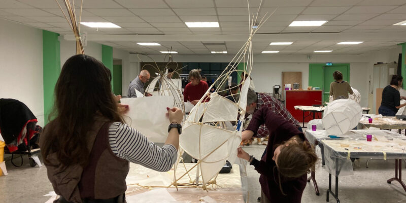 Construction et parade des lanternes